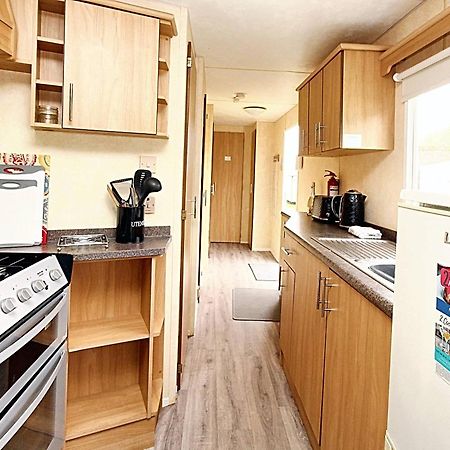 Highfield Grange, Orchards Villa Little Clacton Ngoại thất bức ảnh